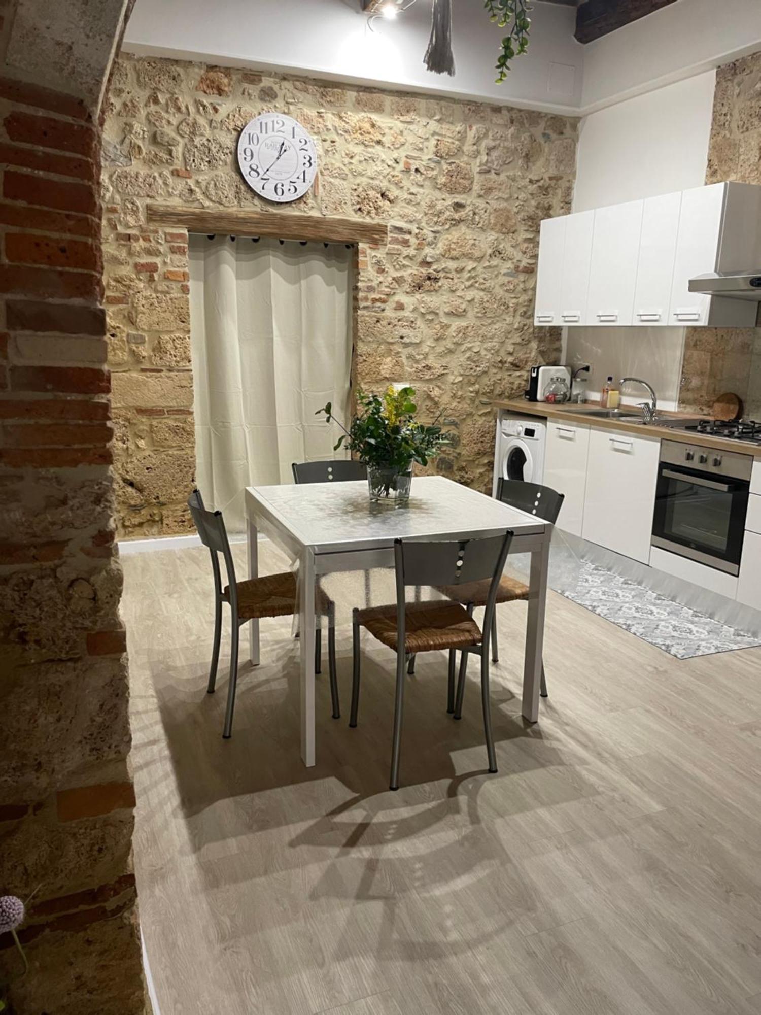 La Casina Del Corso * Massa Marittima
